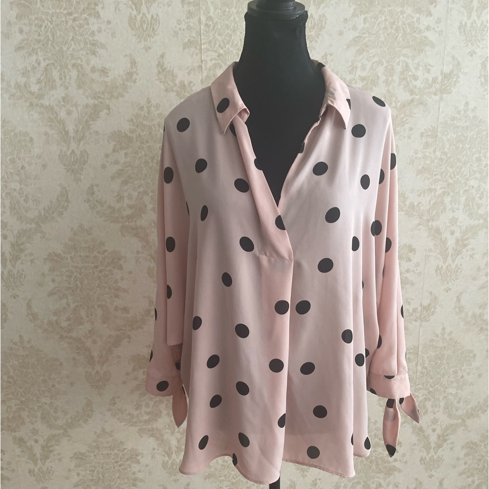 Worthington polka dot blouse